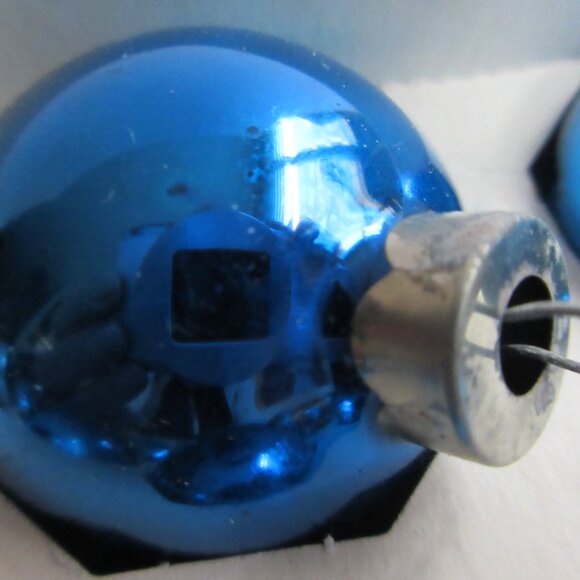 12 Pyramid Blue Glass Christmas Ornaments 1 1/4” Vintage in orignal box - Picture 12 of 12